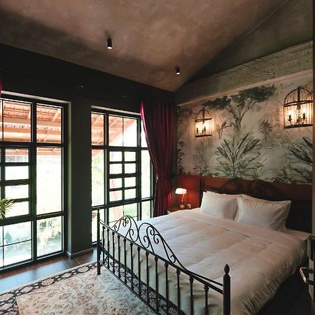 The Chum Boutique Hotell Hue Exteriör bild