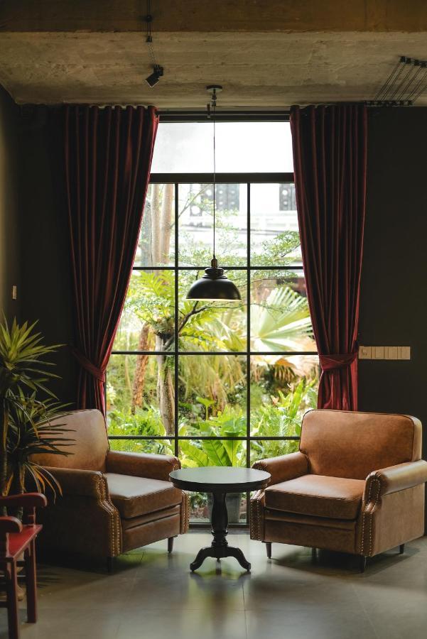 The Chum Boutique Hotell Hue Exteriör bild