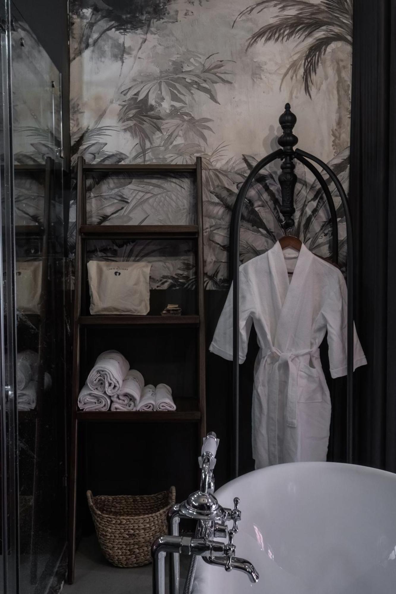 The Chum Boutique Hotell Hue Exteriör bild
